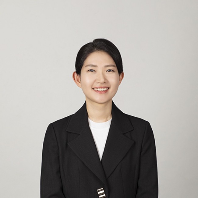 LEE SOO JUNG